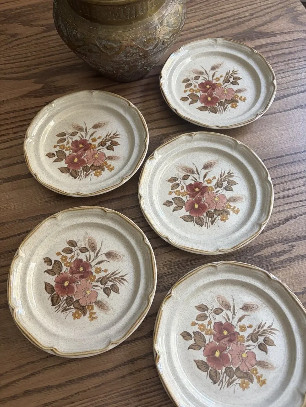 Vintage 1970s Festive Endura Collection Salad Plates Stoneware Made in Japan (5)